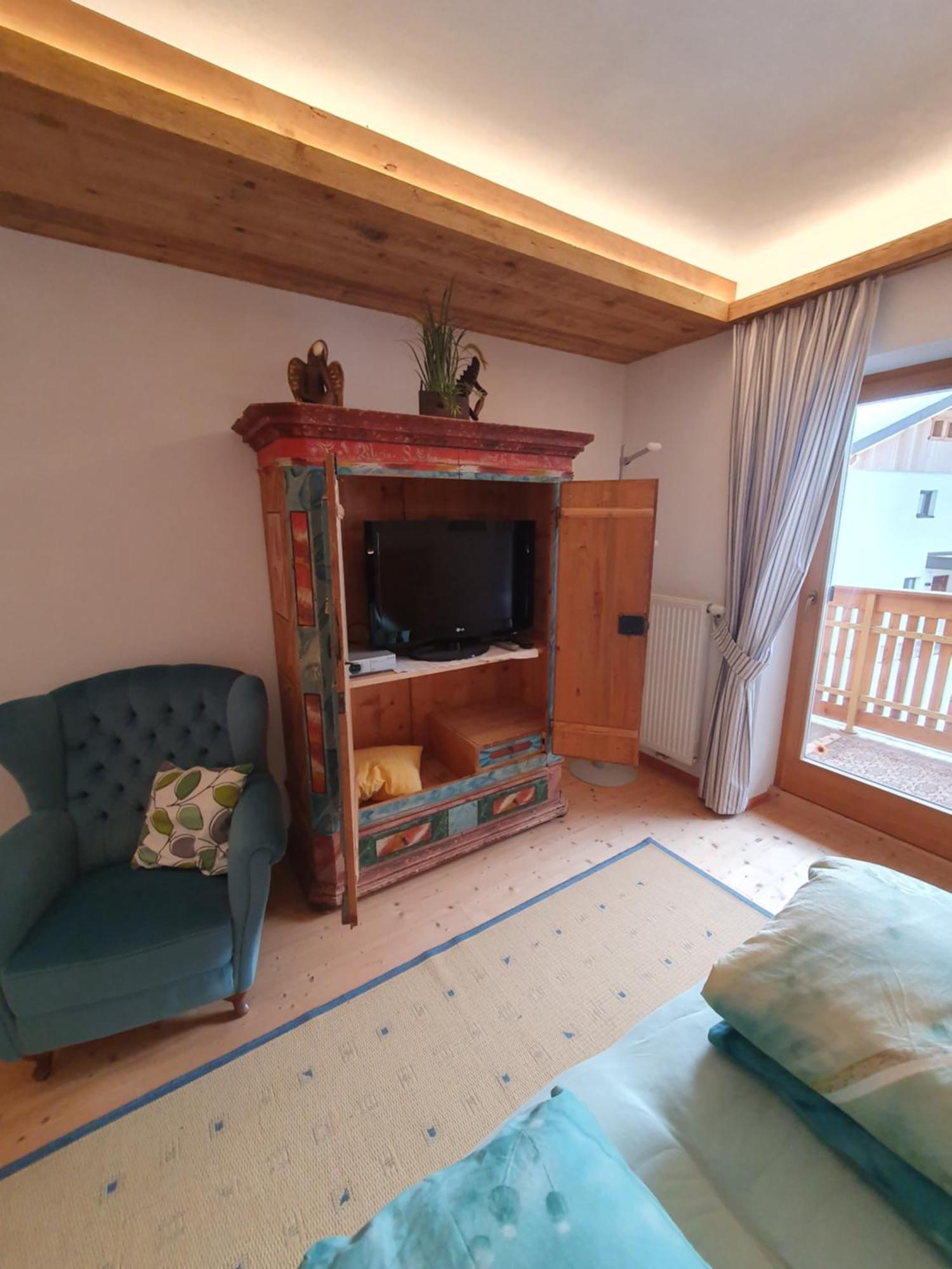 Apartement Schuster Lake Prags Braies Dış mekan fotoğraf